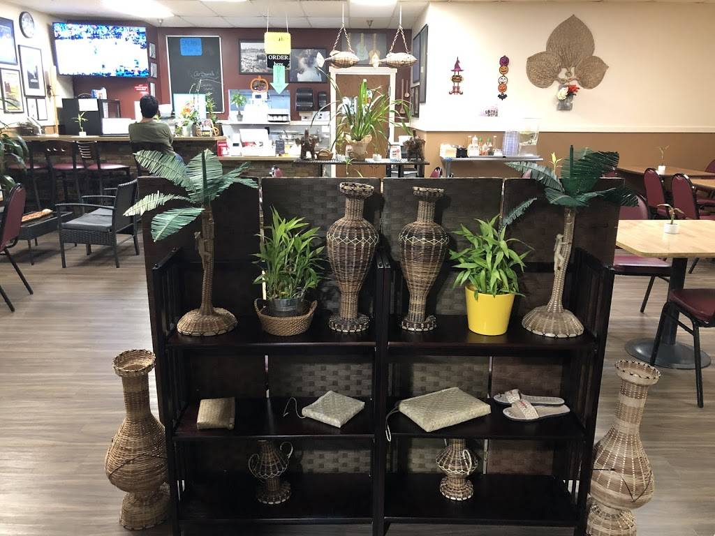 Tambayan Filipino Eatery | restaurant | 600 Larkfield Center, Larkfield-Wikiup, CA 95403, USA | 7078433824 OR +1 707-843-3824