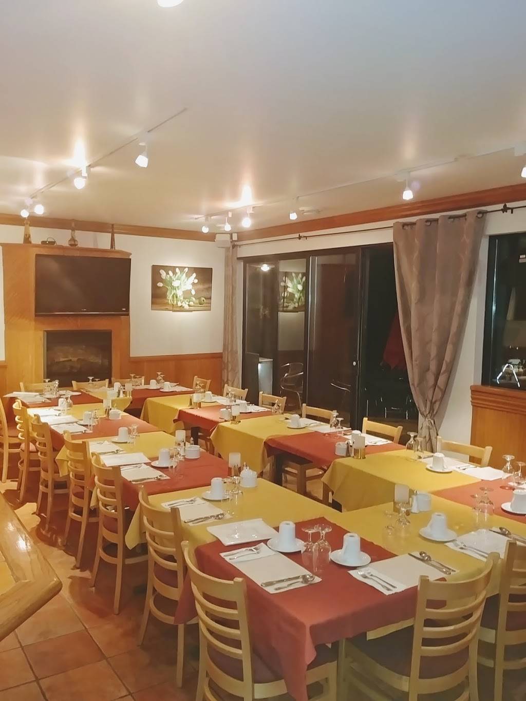 Le roi du nord | restaurant | 1400 Boulevard de Sainte-Adèle, Sainte-Adèle, QC J8B 0J8, Canada | 4507451900 OR +1 450-745-1900