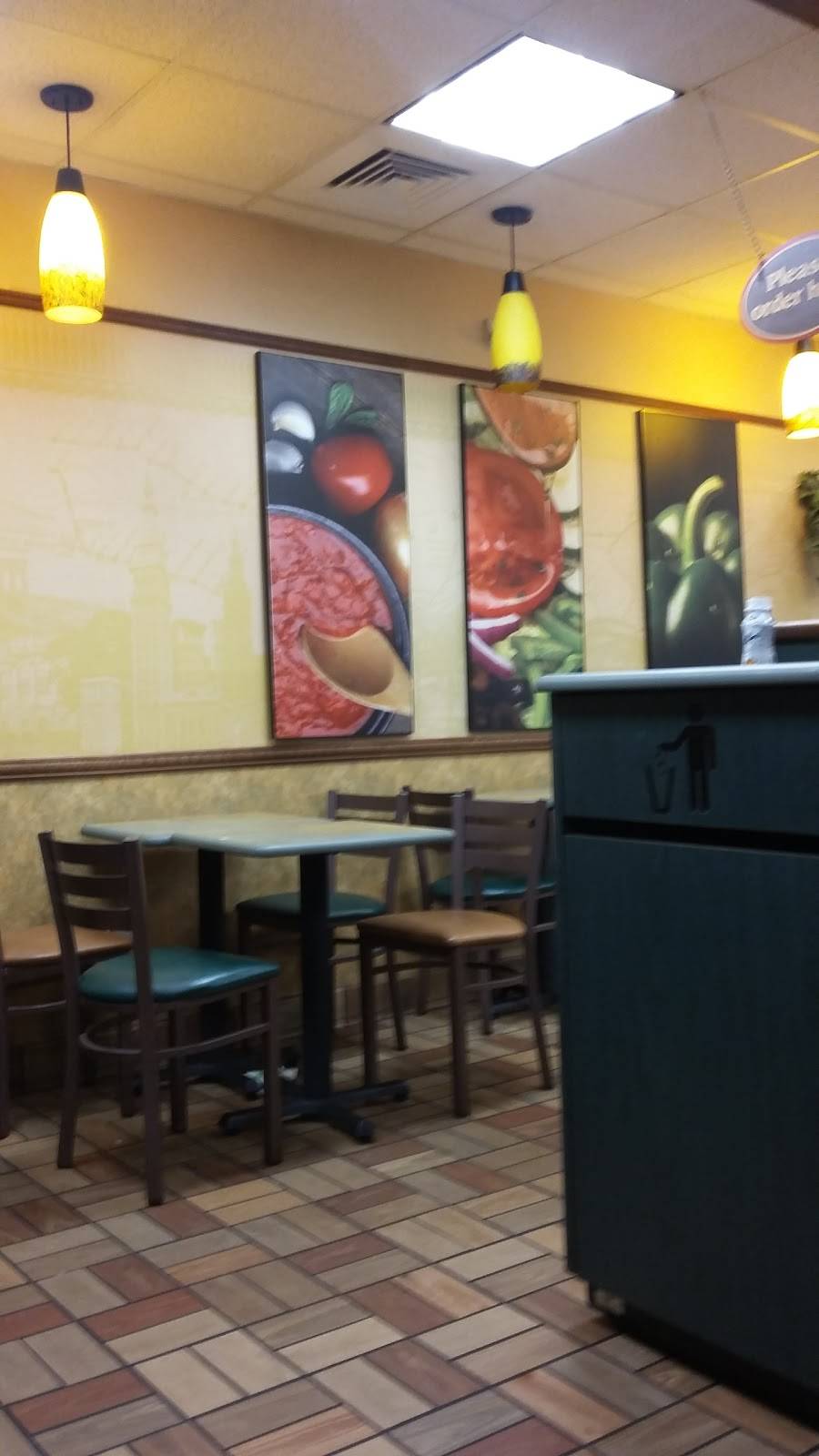 Subway Restaurants | restaurant | 6105 W Hollywood Blvd, Hollywood, FL 33024, USA | 9549661117 OR +1 954-966-1117