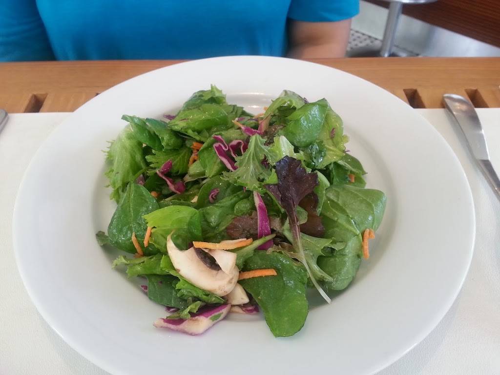 Oliver Cafe | Lounge | cafe | 9601 Wilshire Blvd, Beverly Hills, CA 90212, USA | 3108888160 OR +1 310-888-8160