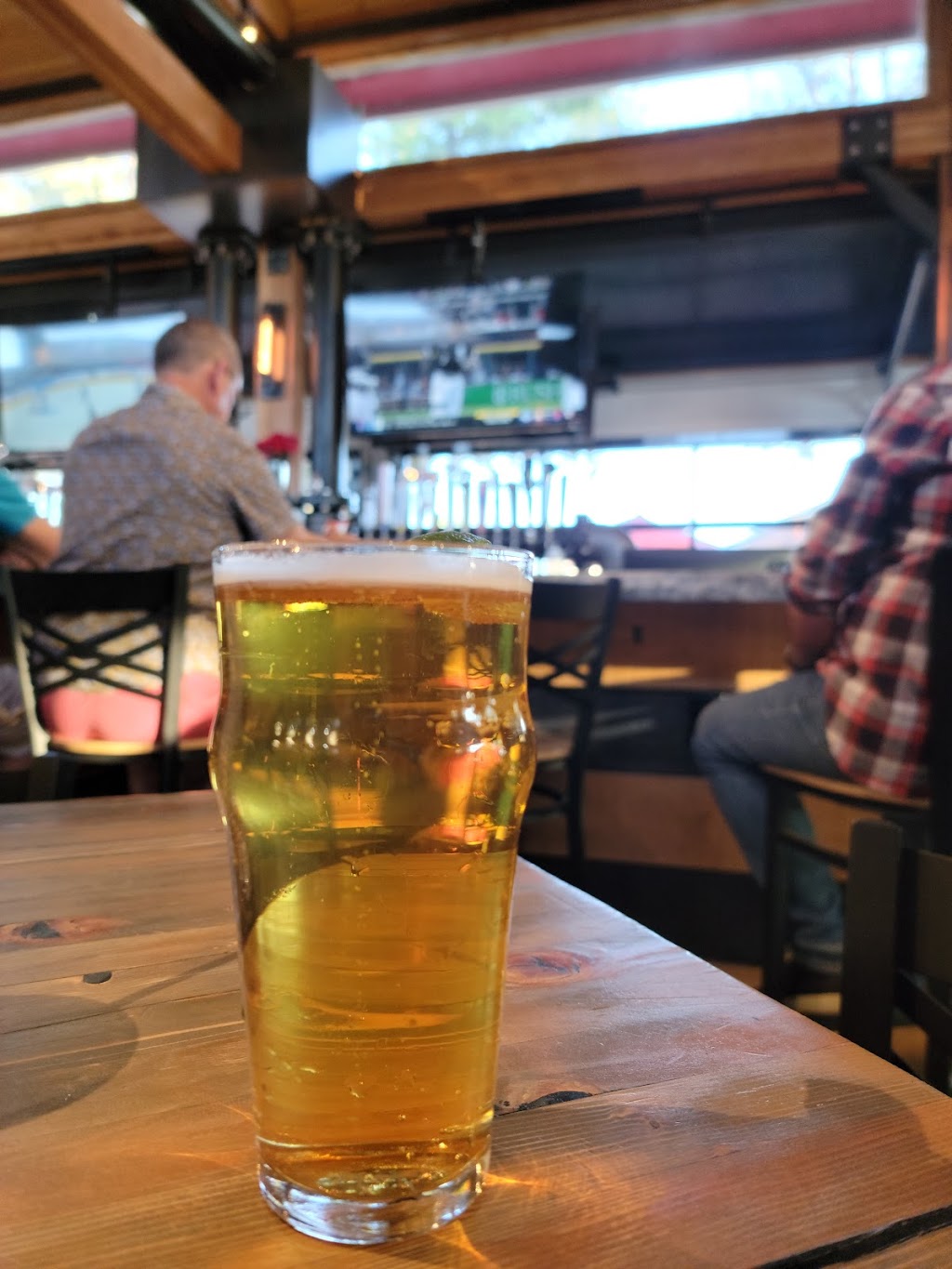 The Barnyard Crafthouse & Eatery | restaurant | 11011 E Tanque Verde Rd, Tucson, AZ 85749, USA | 5206007570 OR +1 520-600-7570