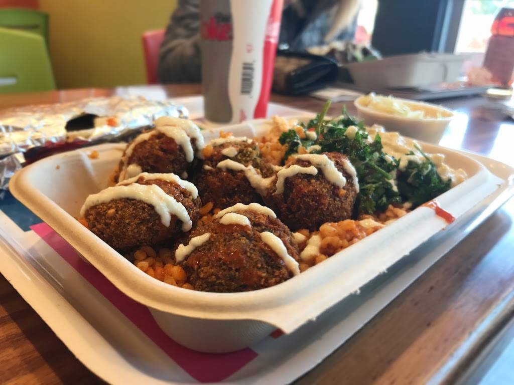 Hummus Mediterranean | restaurant | 1066 Main St, Holbrook, NY 11741, USA | 6316152202 OR +1 631-615-2202