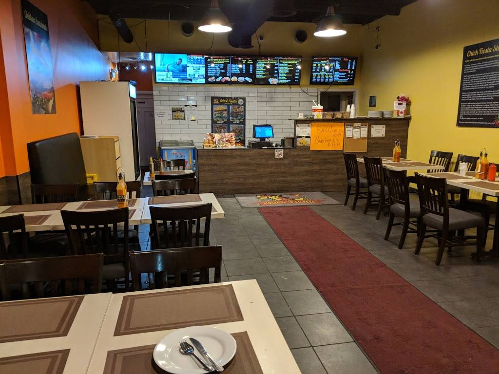 Chick Fiesta | restaurant | 2200 Brock Rd C4, Pickering, ON L1X 2R2, Canada | 9052394040 OR +1 905-239-4040