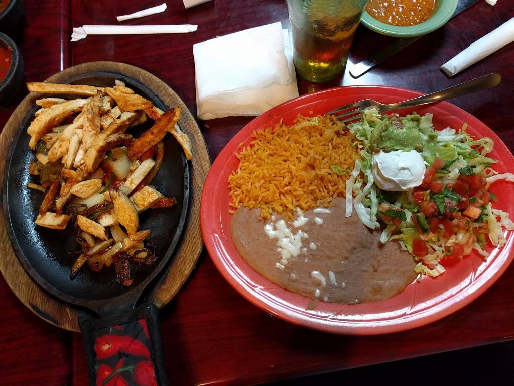 Acambaro Restaurant | restaurant | 301 S Walton Blvd, Bentonville, AR 72712, USA | 4794648171 OR +1 479-464-8171