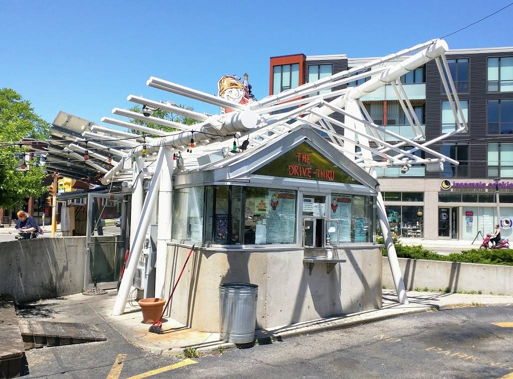 The Drive-Thru | bakery | 1801 E North Ave, Milwaukee, WI 53202, USA | 4142879900 OR +1 414-287-9900