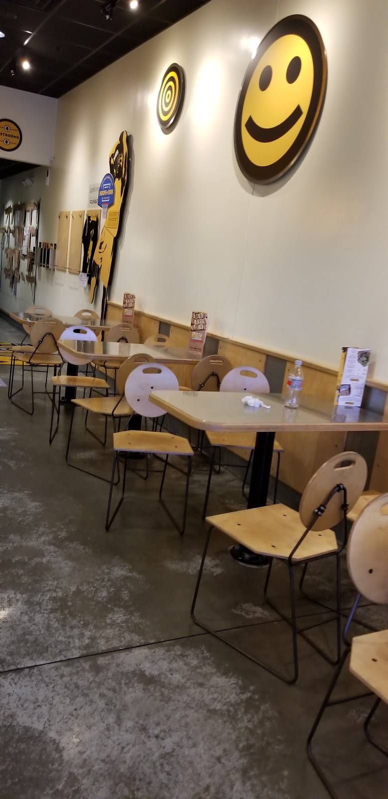 Which Wich Superior Sandwiches | restaurant | 7707 N MacArthur Blvd, Irving, TX 75063, USA | 2147749484 OR +1 214-774-9484