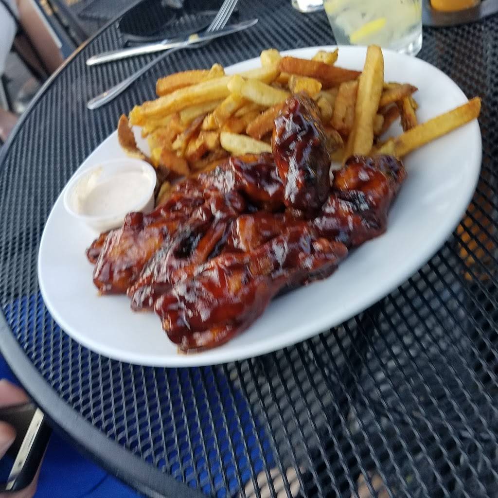 The Irishman Pub and Eatery | restaurant | 5601 Main St, Williamsville, NY 14221, USA | 7166262670 OR +1 716-626-2670