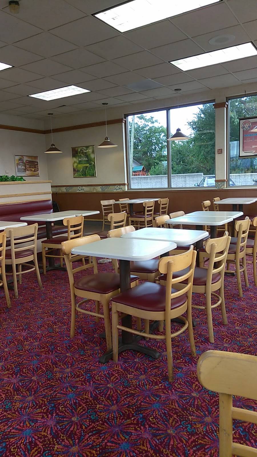 Wendys | restaurant | 14401 W 7 Mile, Detroit, MI 48235, USA | 3138643577 OR +1 313-864-3577