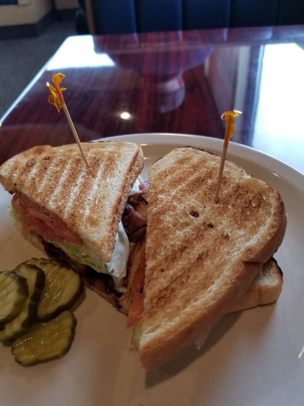 The Café at Bellevue | restaurant | 2725 Manitowoc Rd, Bellevue, WI 54311, USA | 9204892014 OR +1 920-489-2014