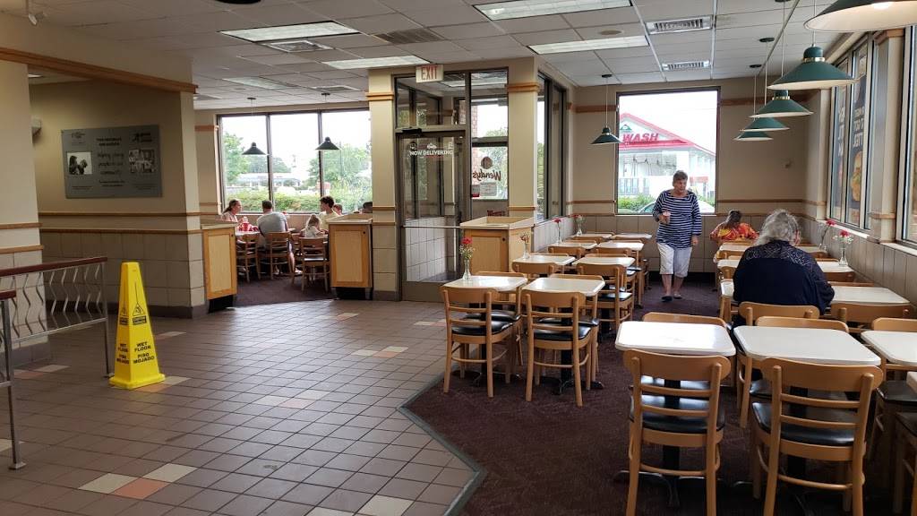 Wendys | restaurant | 10840 Kings Rd, Myrtle Beach, SC 29572, USA | 8434491636 OR +1 843-449-1636