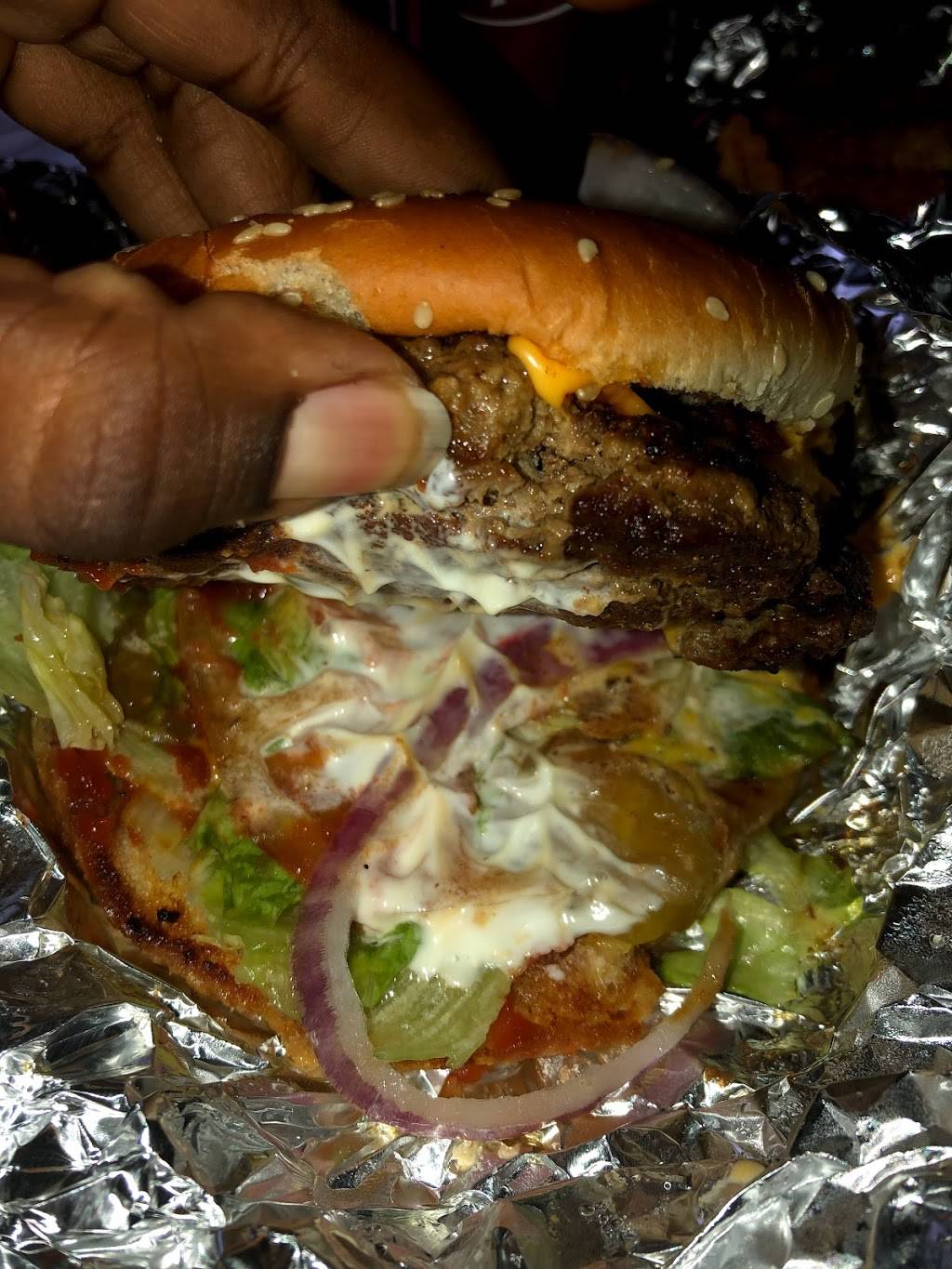 Bobbys Fast Food | restaurant | 8434 Tidwell Rd, Houston, TX 77028, USA | 3468671114 OR +1 346-867-1114