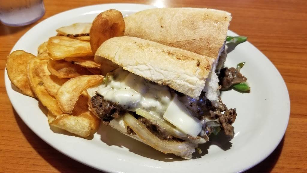 Chris Pizza and Pub | restaurant | 170 Surfrider Blvd, Longs, SC 29568, USA | 8433995665 OR +1 843-399-5665