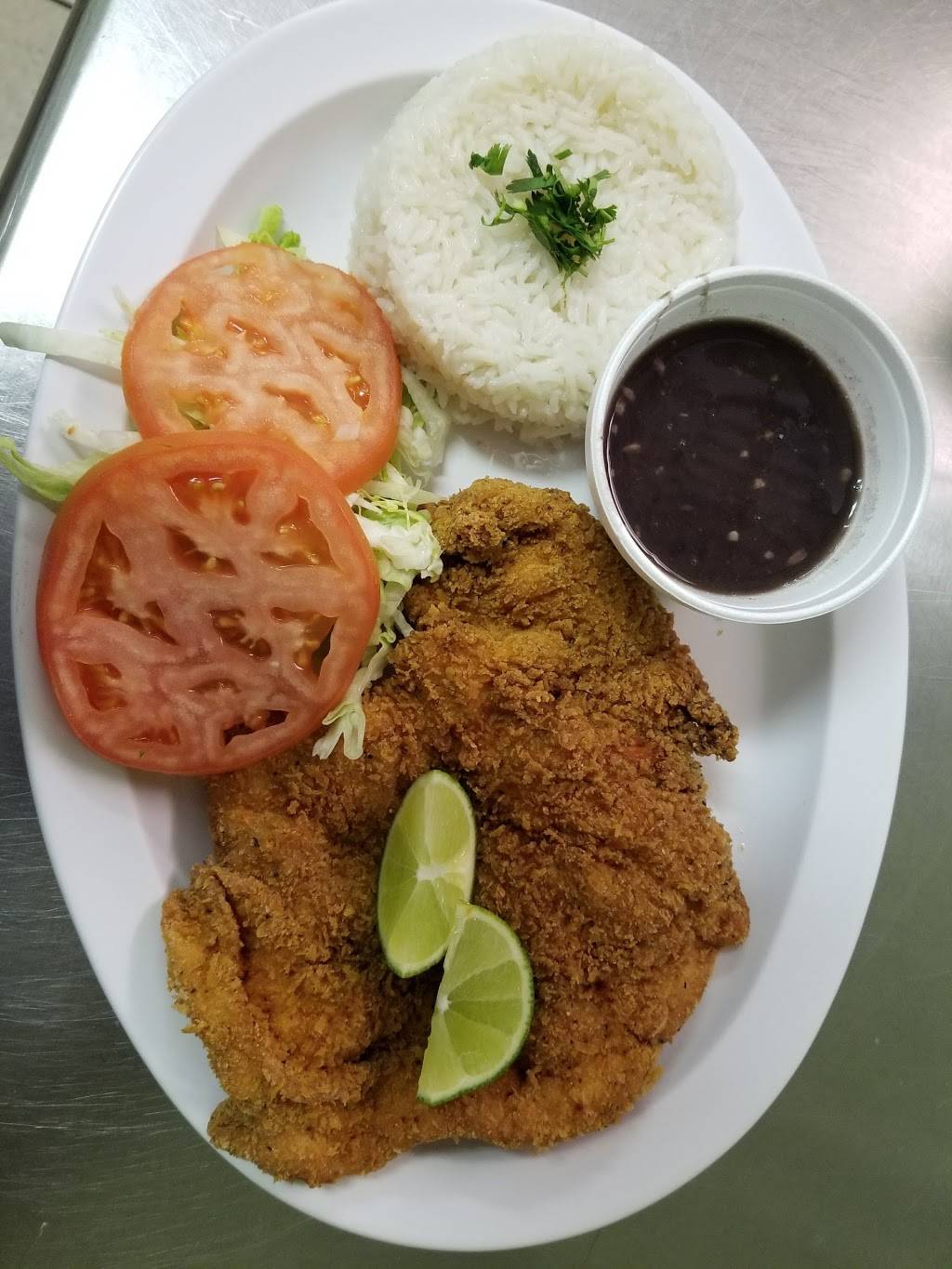 Cafe con leche | restaurant | 2761 S Ridgewood Ave, Daytona Beach, FL 32119, USA | 3869990035 OR +1 386-999-0035