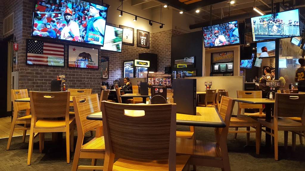 Buffalo Wild Wings | restaurant | 32135 Union Landing Blvd, Union City, CA 94587, USA | 5104712329 OR +1 510-471-2329