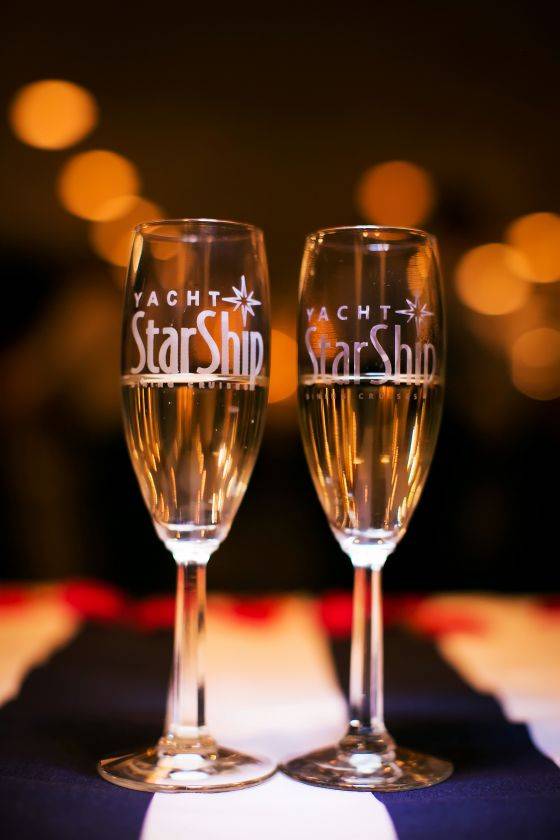 Yacht StarShip Cruises & Events Clearwater | restaurant | 25 Causeway Boulevard, Slip #55, Clearwater, FL 33767, USA | 8132237999 OR +1 813-223-7999