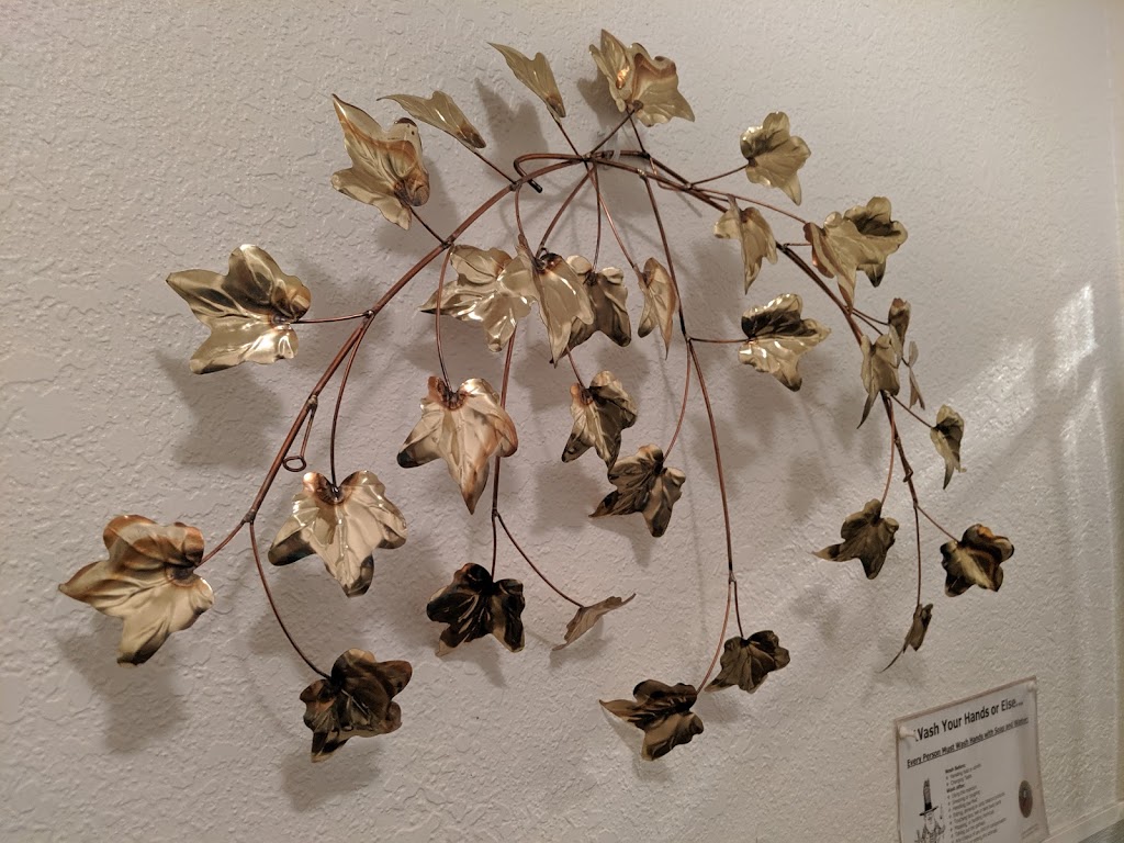 Lili Pad | restaurant | 311 N State St, Ukiah, CA 95482, USA | 7074631446 OR +1 707-463-1446