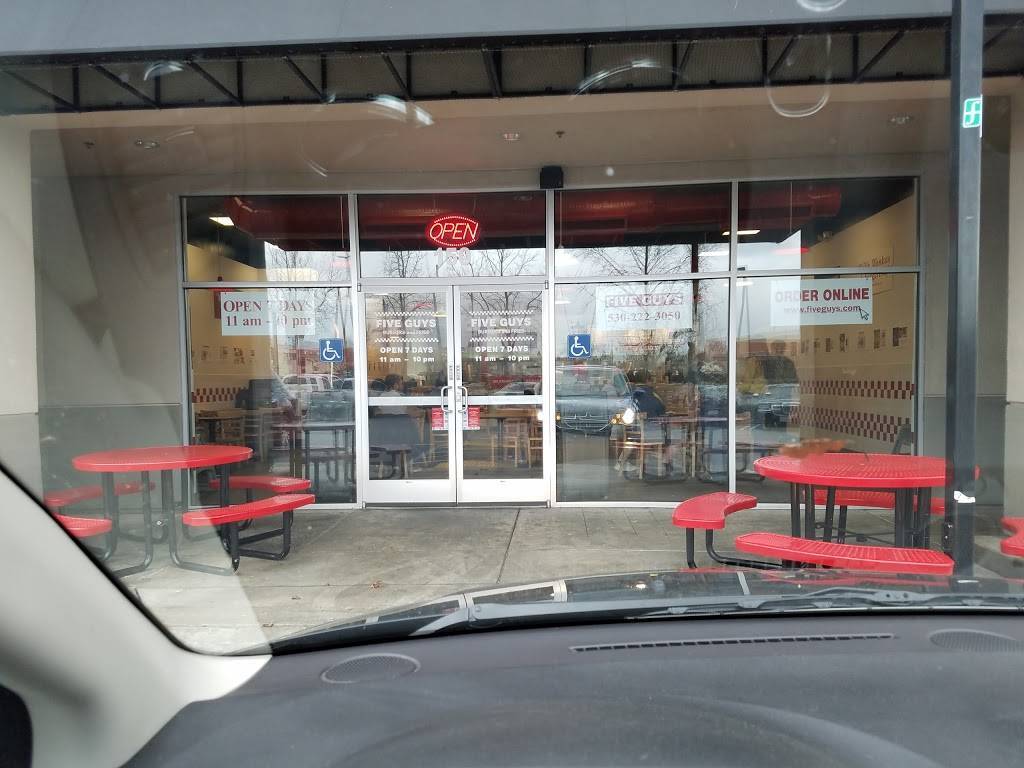 Five Guys | meal takeaway | 961 Dana Dr, Redding, CA 96003, USA | 5302223050 OR +1 530-222-3050