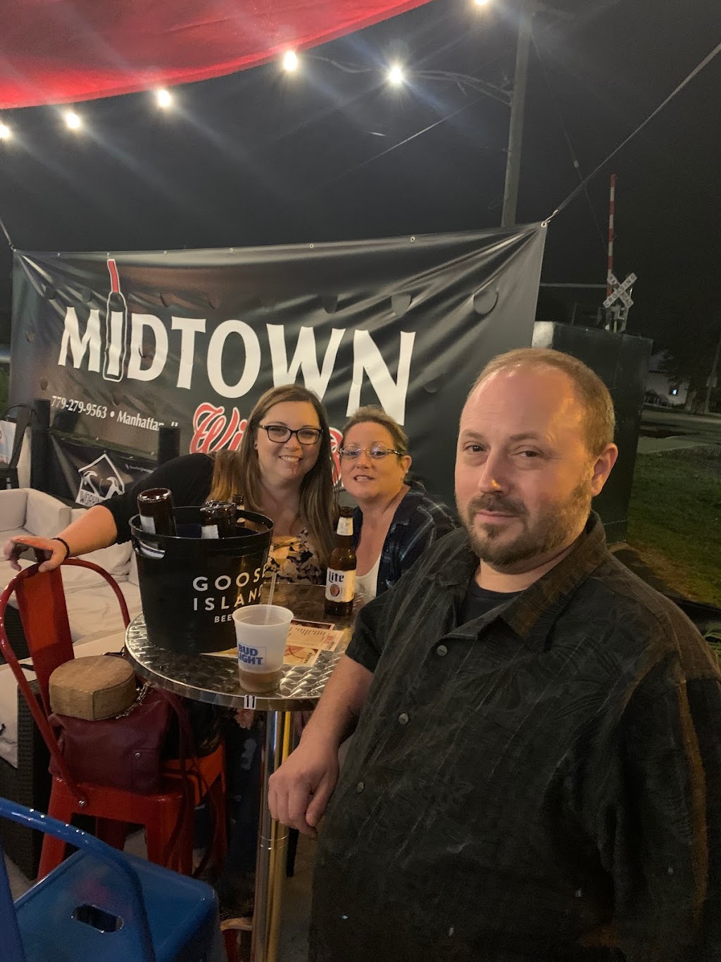 Midtown Bar & Grill | restaurant | 100 S State St, Manhattan, IL 60442, USA | 7792799563 OR +1 779-279-9563