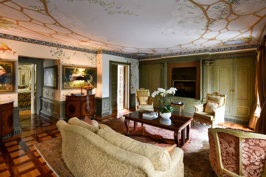 Gianni Versace House | restaurant | 1116 Ocean Dr, Miami Beach, FL 33139, USA | 7864852200 OR +1 786-485-2200