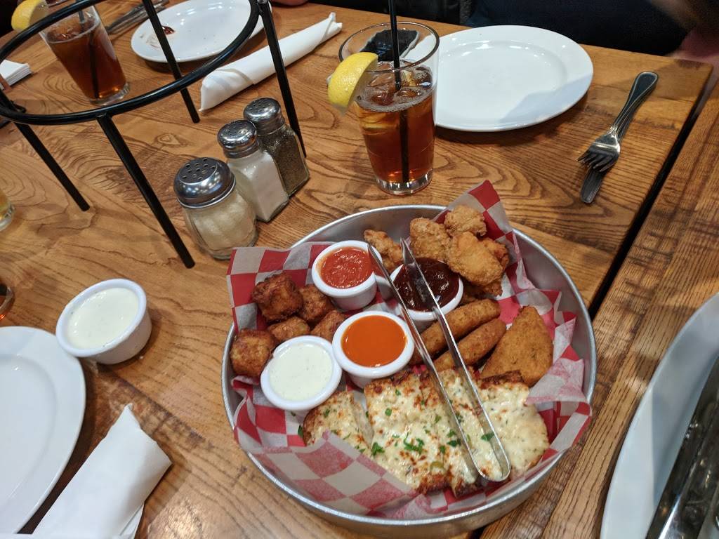 Giordanos | restaurant | 17W280 W, 22nd St, Oakbrook Terrace, IL 60181, USA | 6305307799 OR +1 630-530-7799