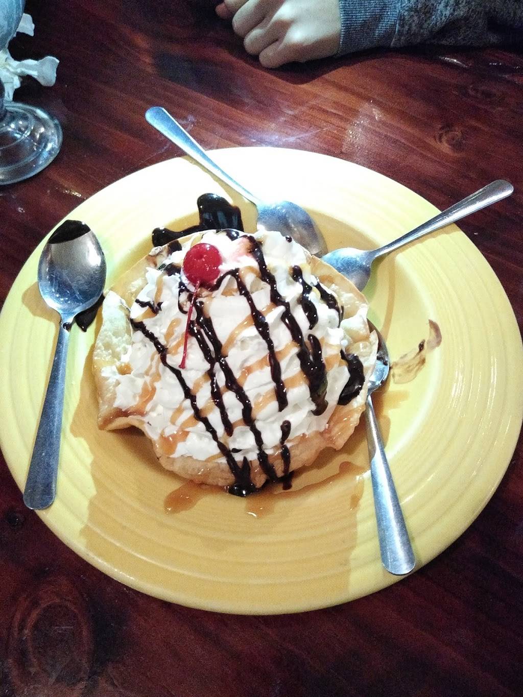 El Jalapeños Authentic Mexican Restaurant | restaurant | 1313 W 117th St, Cleveland, OH 44107, USA | 2162269765 OR +1 216-226-9765