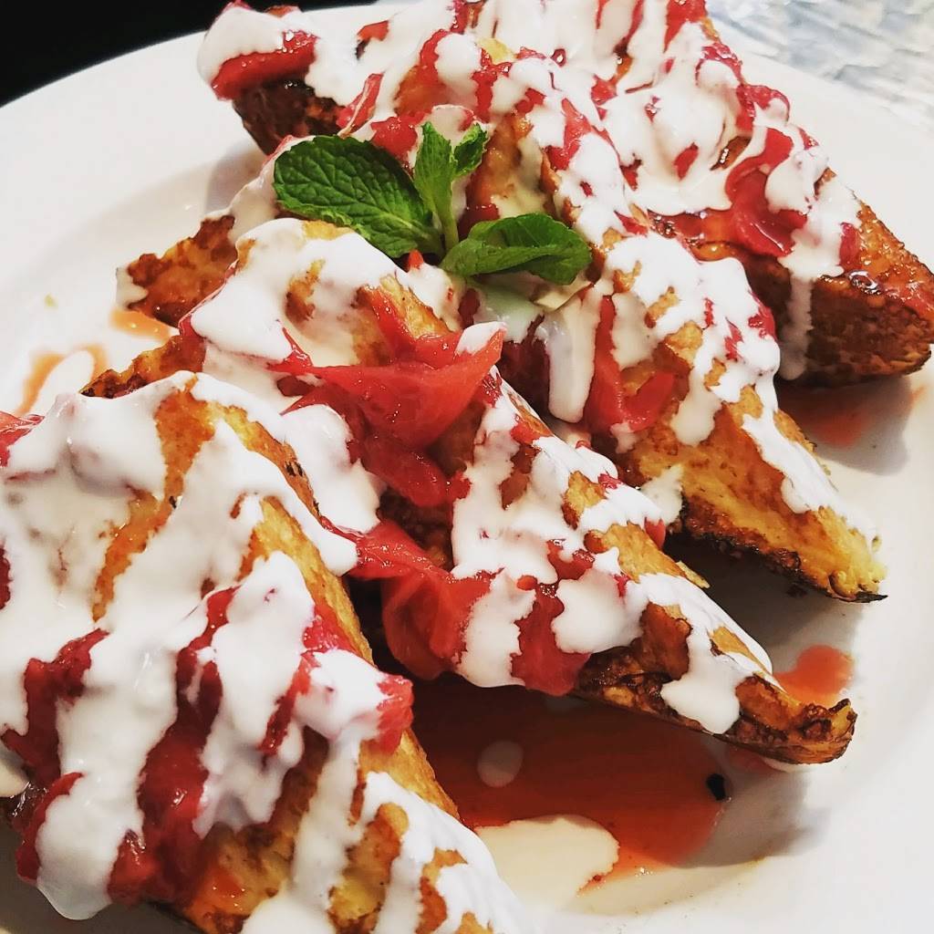 Lucy’s Cafe | restaurant | 2100 W Roscoe St, Chicago, IL 60618, USA | 7736650227 OR +1 773-665-0227