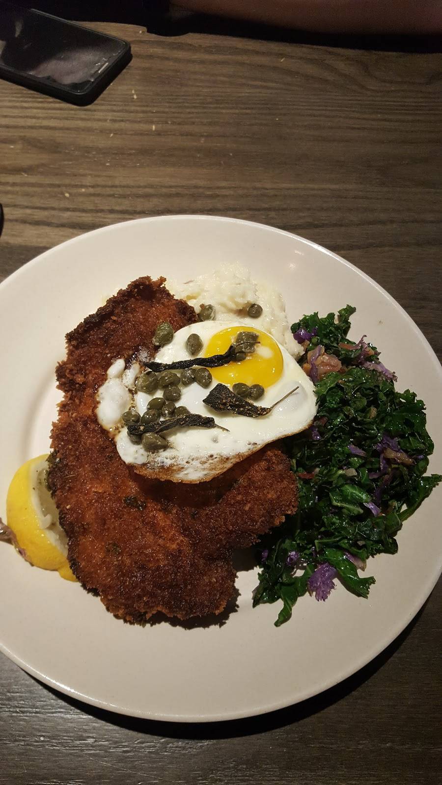 World of Beer | restaurant | University Plaza, 10041 University Plaza Dr #170, Fort Myers, FL 33913, USA | 2395610773 OR +1 239-561-0773