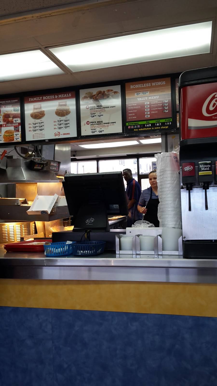 Churchs Chicken | restaurant | 3839 N Lincoln Blvd, Oklahoma City, OK 73105, USA | 4055281386 OR +1 405-528-1386