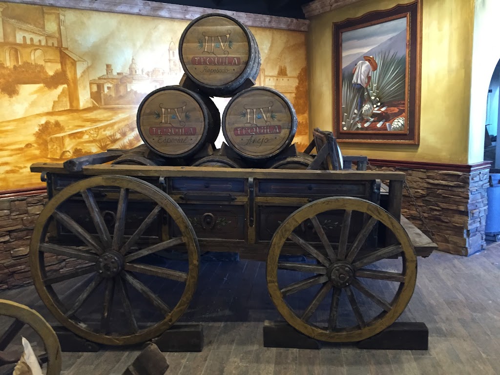 Hacienda Vieja | restaurant | 515 Andrews Hwy, Midland, TX 79701, USA | 4322622458 OR +1 432-262-2458