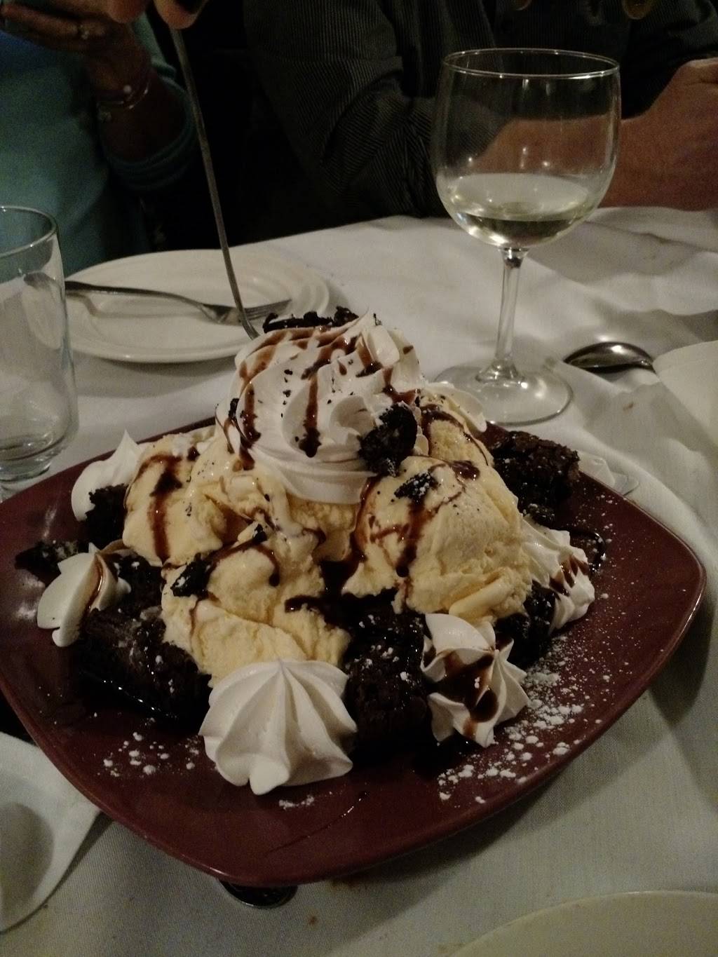 Canlons | restaurant | 1825 N Railroad Ave, Staten Island, NY 10306, USA | 7186673013 OR +1 718-667-3013