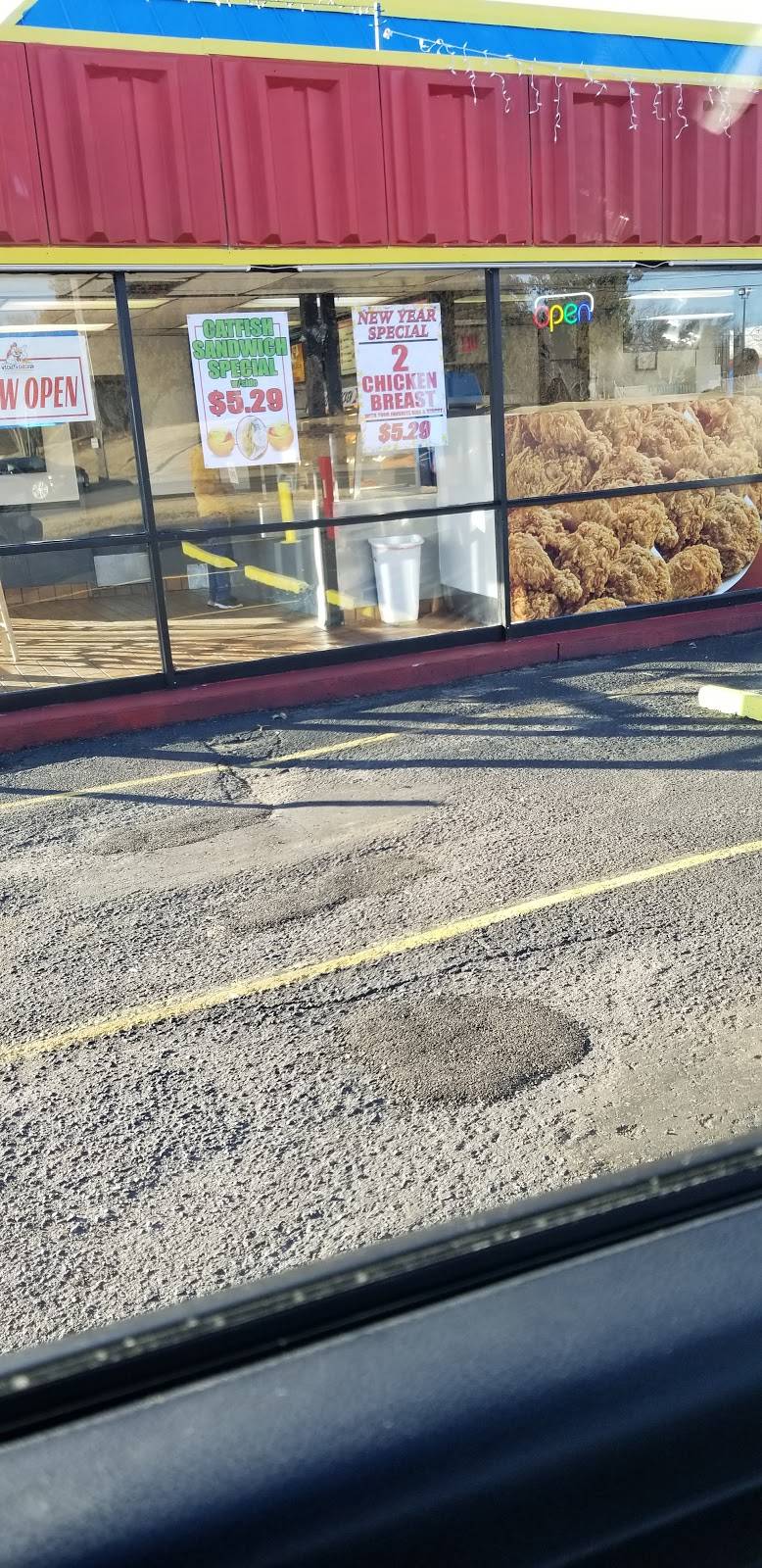 Wichita Chicken | restaurant | 1305 N Hillside St, Wichita, KS 67214, USA | 3166367100 OR +1 316-636-7100