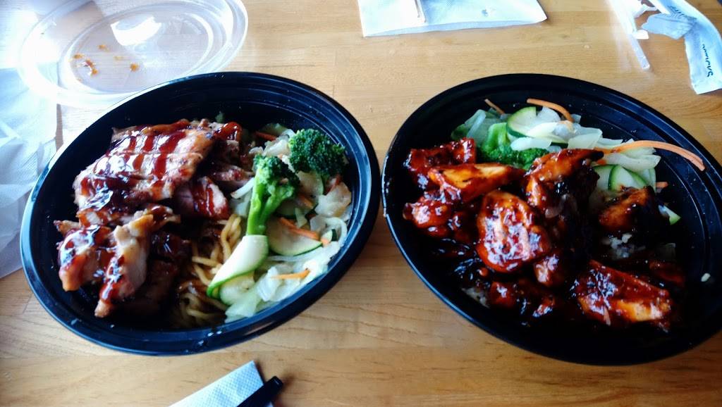 Teriyaki Madness | restaurant | 15619 Hall Rd, Macomb, MI 48044, USA | 5865666288 OR +1 586-566-6288