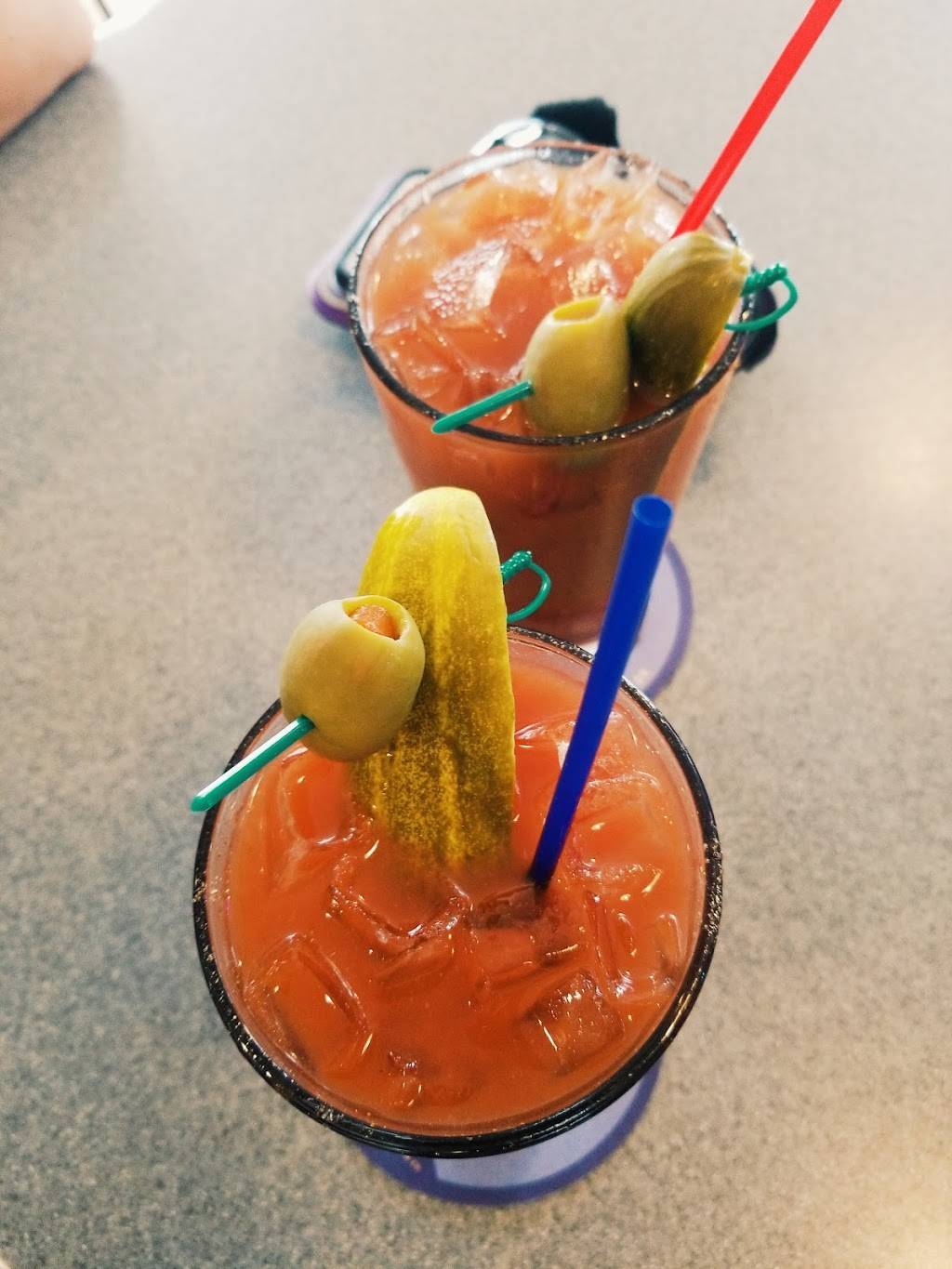 The Fort | restaurant | 100 Oak St, Fort Atkinson, IA 52144, USA | 5633589006 OR +1 563-358-9006