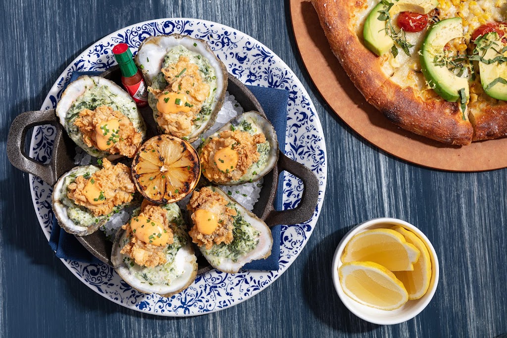 The Hampton Social - Delray Beach | restaurant | 40 NE 7th Ave Suite 100, Delray Beach, FL 33483, USA | 5614041155 OR +1 561-404-1155