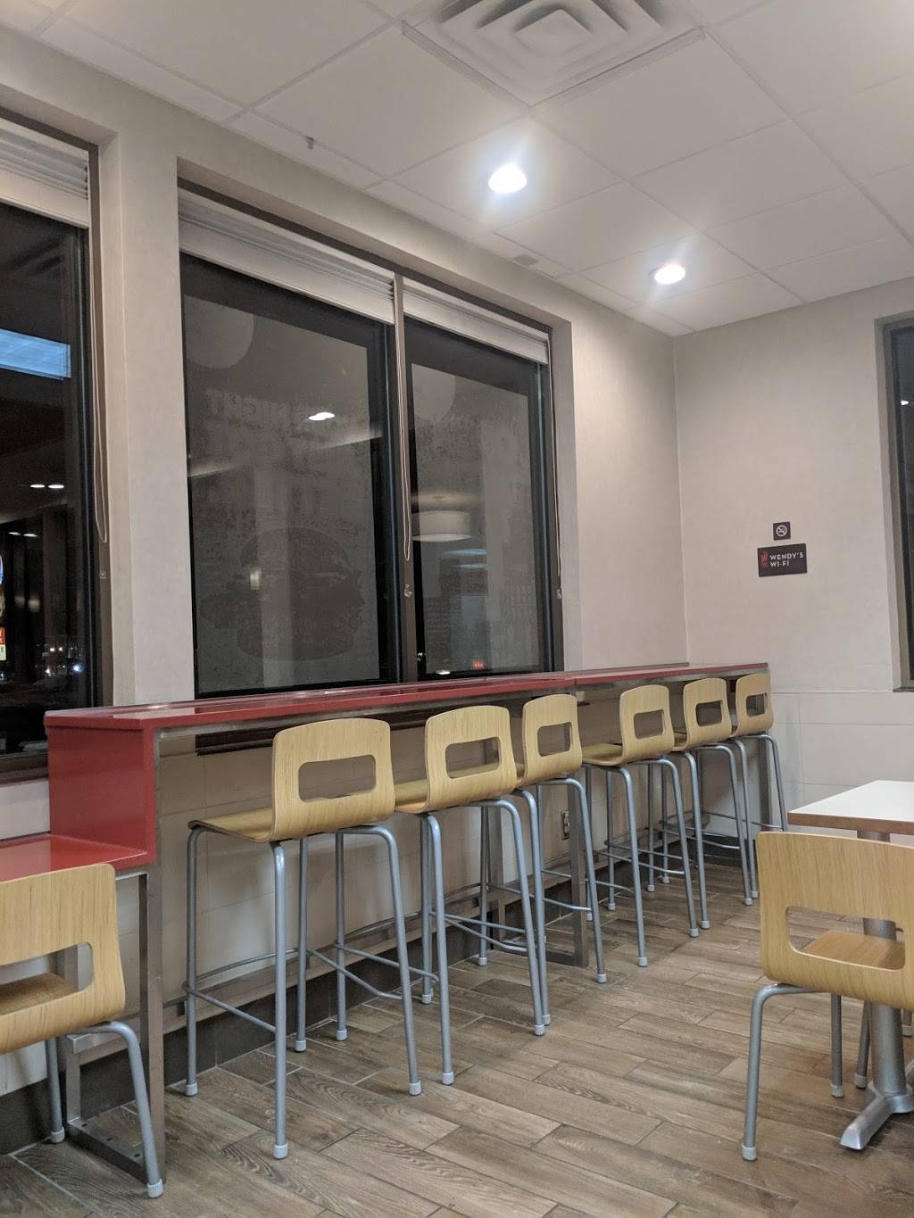 Wendys | restaurant | 40950 Ryan Rd, Sterling Heights, MI 48310, USA | 5864468474 OR +1 586-446-8474