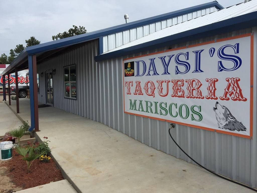 Taqueria Daysis Y Mariscos | restaurant | 101 5th St, Winfield, TX 75493, USA | 9035242404 OR +1 903-524-2404