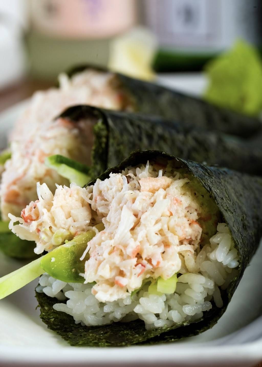 Sushi Planet | restaurant | 23349 Mulholland Dr, Woodland Hills, CA 91364, USA | 8182243501 OR +1 818-224-3501