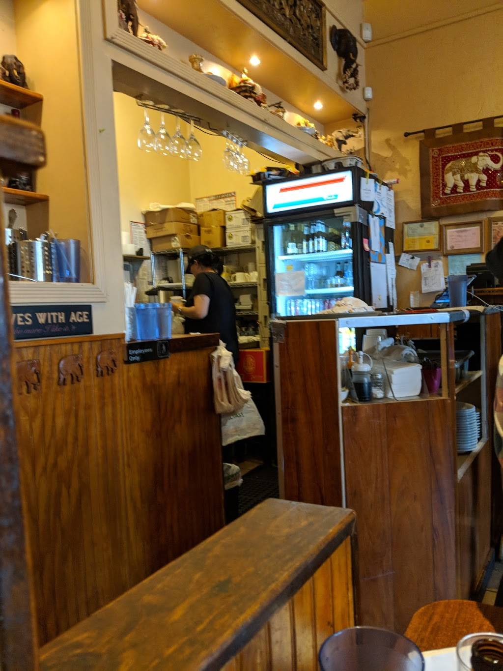 White Elephant Restaurant | restaurant | 146 Hazelwood Dr, South San Francisco, CA 94080, USA | 6508738341 OR +1 650-873-8341