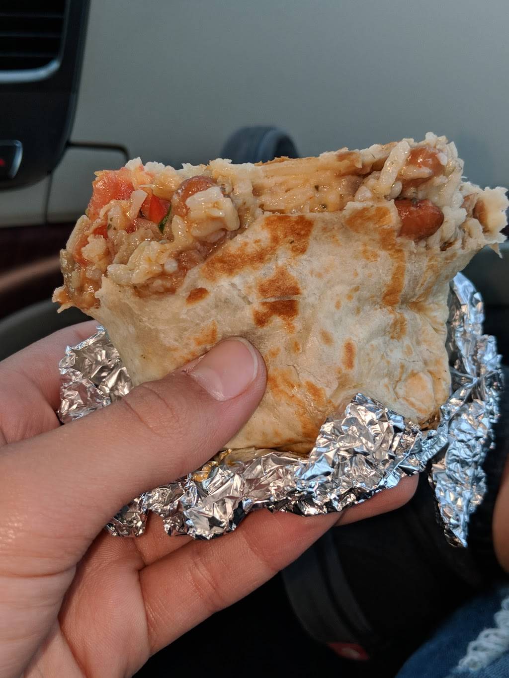 Carls Jr. / Green Burrito | restaurant | 7523 Watt Ave, North Highlands, CA 95660, USA | 9163347525 OR +1 916-334-7525