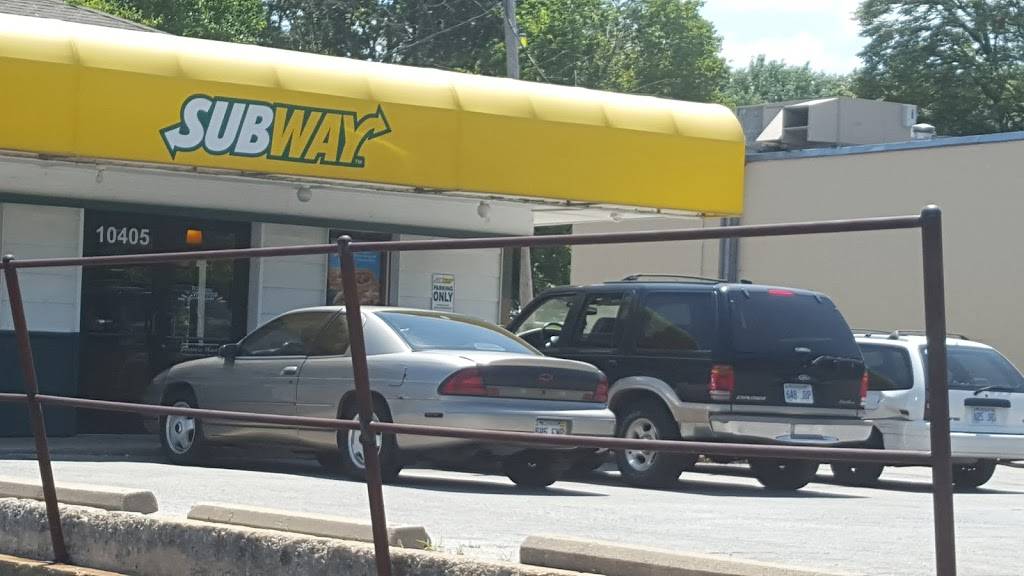 Subway | meal takeaway | 10405 W 75th St, Shawnee, KS 66214, USA | 9139624007 OR +1 913-962-4007