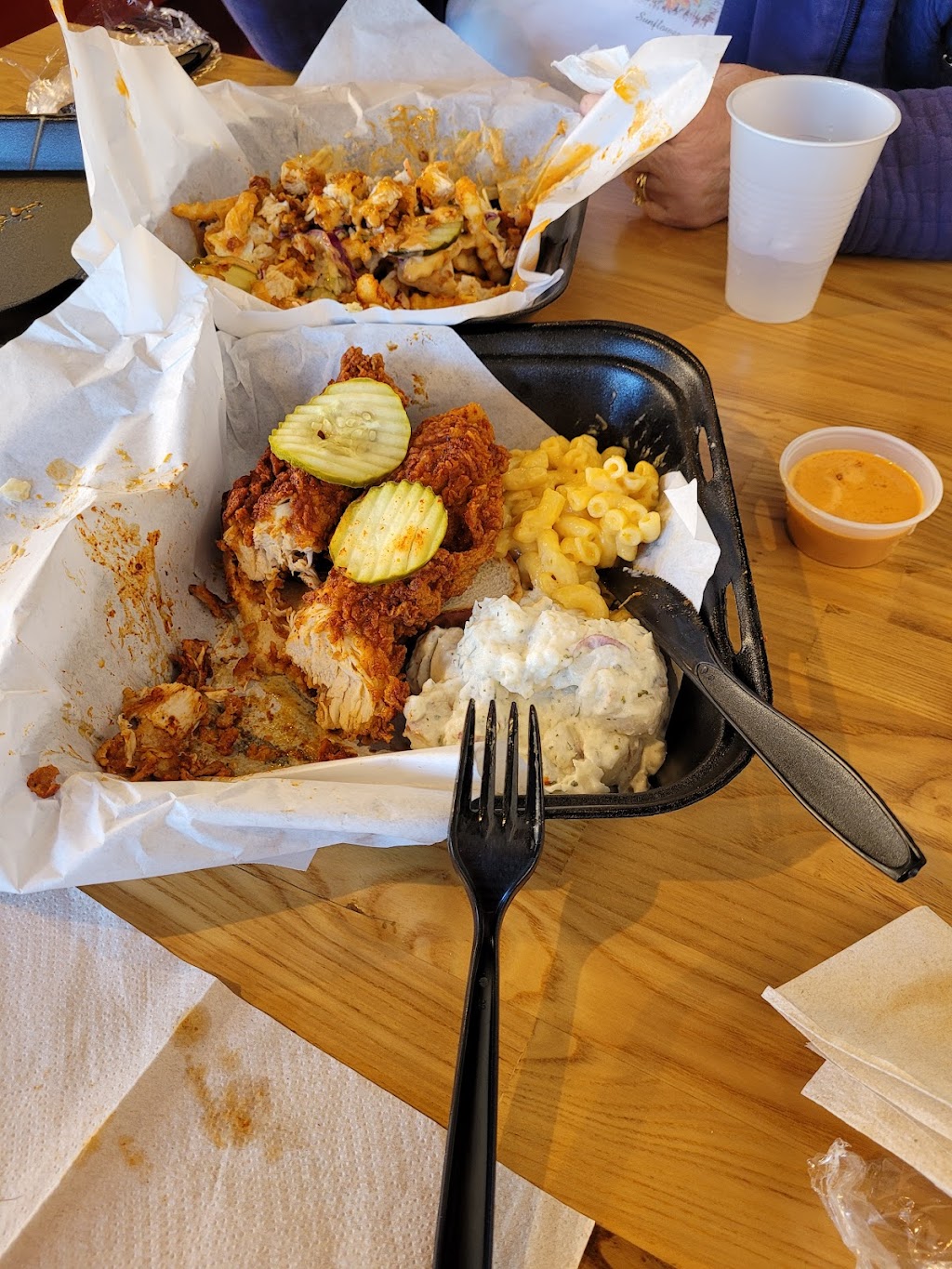 Byrds Hot Chicken | restaurant | 414 Orange St, Redlands, CA 92373, USA | 9097921792 OR +1 909-792-1792