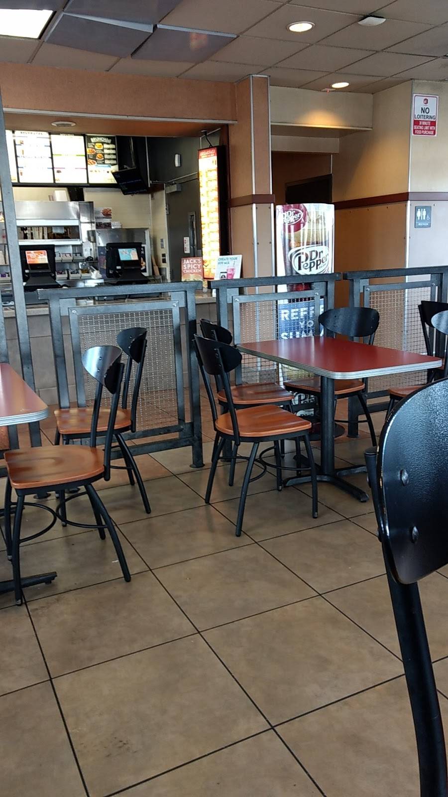 Jack in the Box | restaurant | 10205 E, Rosecrans Ave, Bellflower, CA 90706, USA | 5628661636 OR +1 562-866-1636