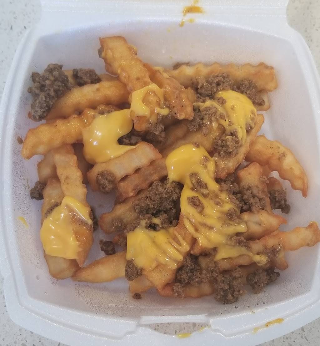 Hot Diggity Dogs BBQ | restaurant | Newtown Rd, Virginia Beach, VA 23462, USA | 7572306297 OR +1 757-230-6297