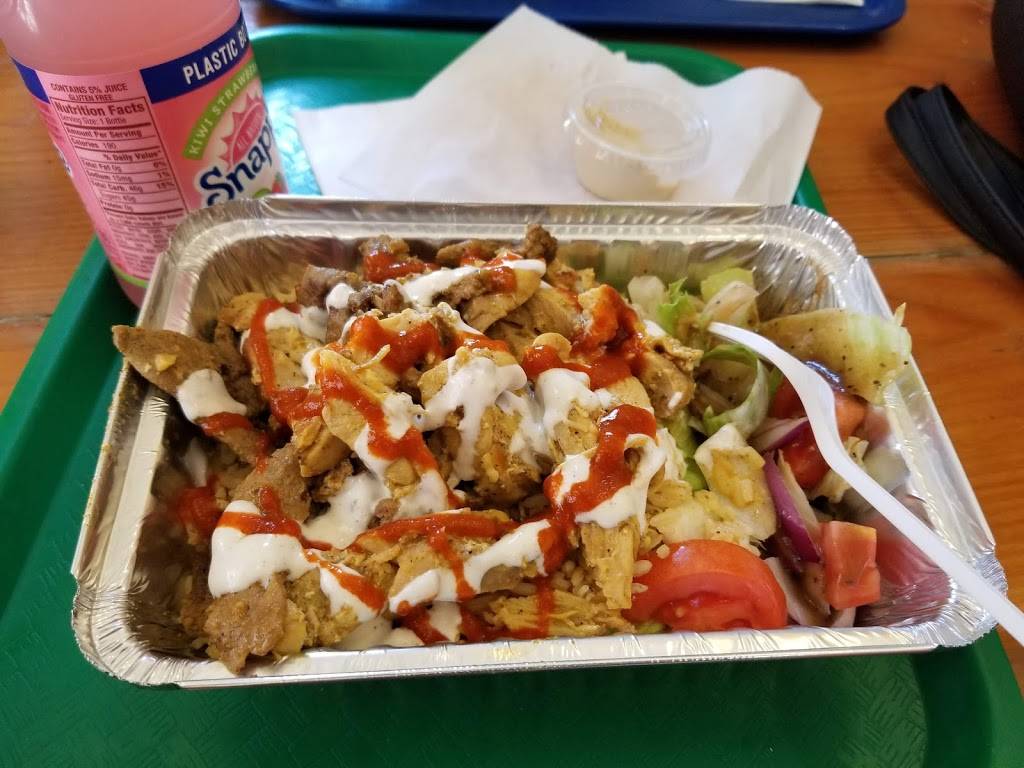 Boom Boom Chicken | restaurant | 160 University Ave, Newark, NJ 07102, USA | 9739913670 OR +1 973-991-3670