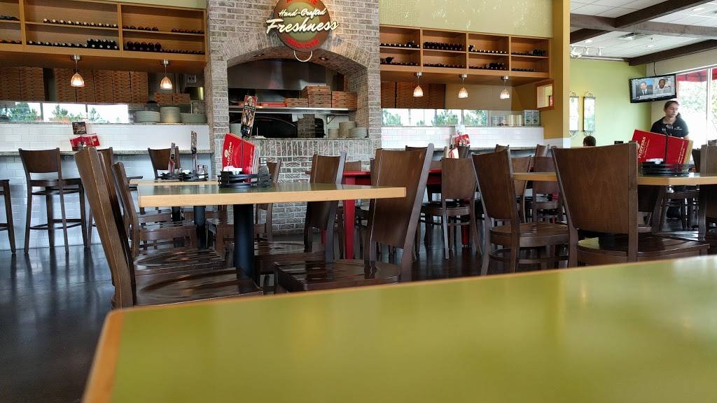 Flippers Pizzeria | meal delivery | 4498 N Alafaya Trail, Orlando, FL 32826, USA | 4072439797 OR +1 407-243-9797