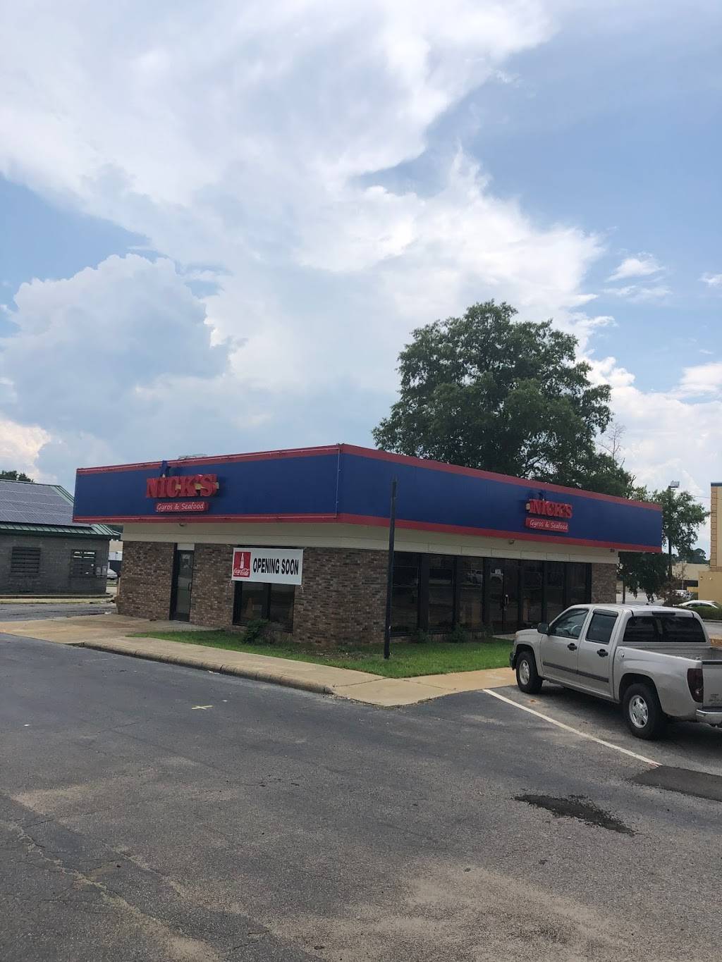 Nicks Gyros Seafood IV | restaurant | 7347 Garners Ferry Rd, Columbia, SC 29209, USA | 8038343917 OR +1 803-834-3917