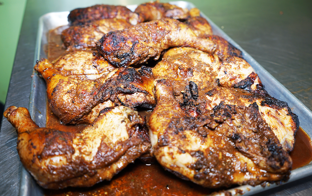 McKoys Caribbean Fusion | restaurant | 950 Southdown Rd, Mississauga, ON L5J 2Y4, Canada | 9058559773 OR +1 905-855-9773