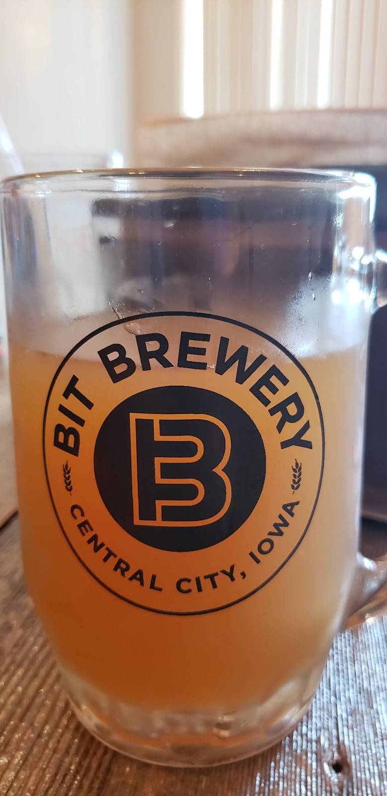 BIT Brewery | restaurant | 26 N 4th St, Central City, IA 52214, USA | 3194383100 OR +1 319-438-3100