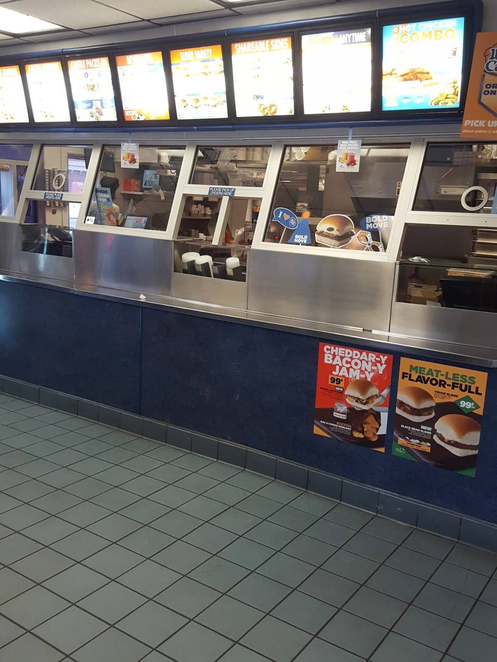 White Castle | restaurant | 6364 Woodward Ave, Detroit, MI 48202, USA | 3139725556 OR +1 313-972-5556