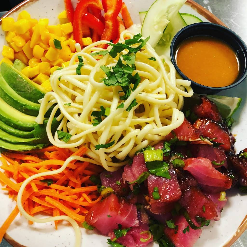 The Getaway Maximo | restaurant | 3769 50th Ave S, St. Petersburg, FL 33711, USA | 7272350963 OR +1 727-235-0963